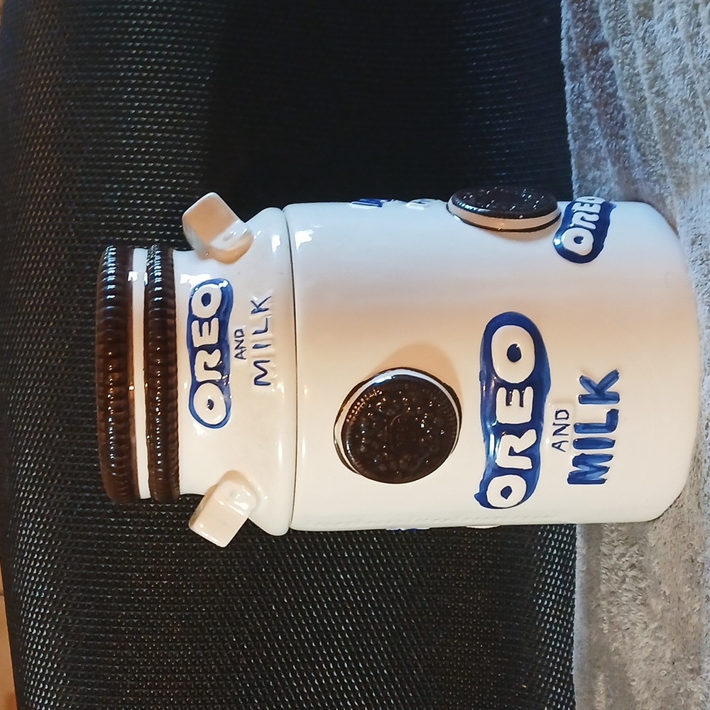 Vintage Oreo and Milk Mug and Cookie Jar Set - Picture 1 of 8